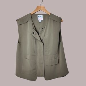 Made for Impulse Fashion Week Vest size Medium